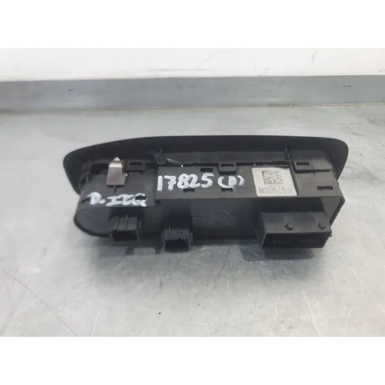 Mando Elevalunas Delantero Izquierdo para Peugeot 208 I (Ca_, Cc_)