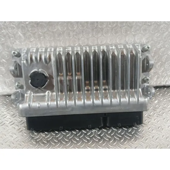 Centralita Motor Uce para Toyota Yaris (_P13_)