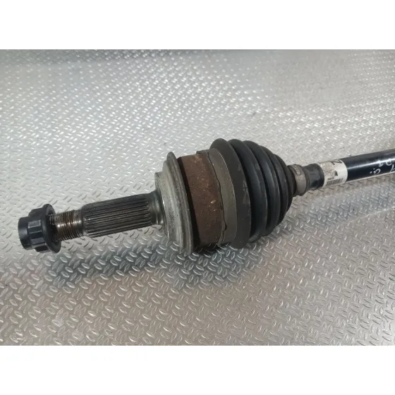 Transmision Delantera Izquierda para Toyota Yaris (_P13_)