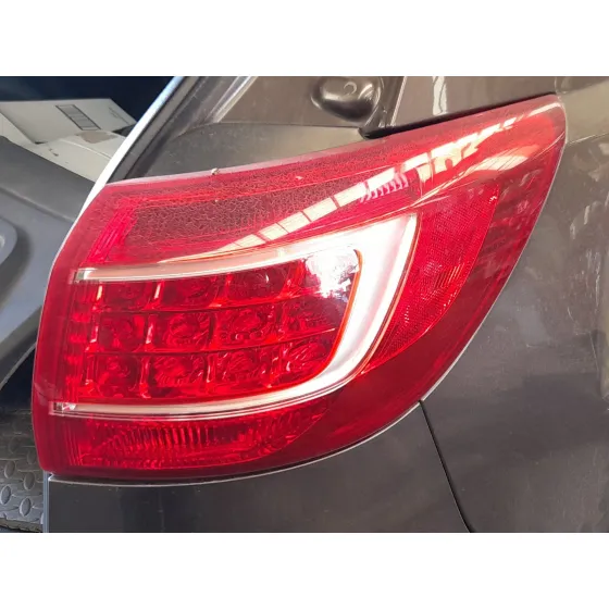 Piloto Trasero Derecho Exterior para Kia Sportage Iii (Sl)