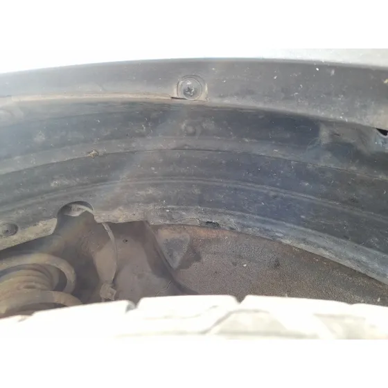 Plastico Pase Rueda Del. Izq. para Kia Sportage Iii (Sl)