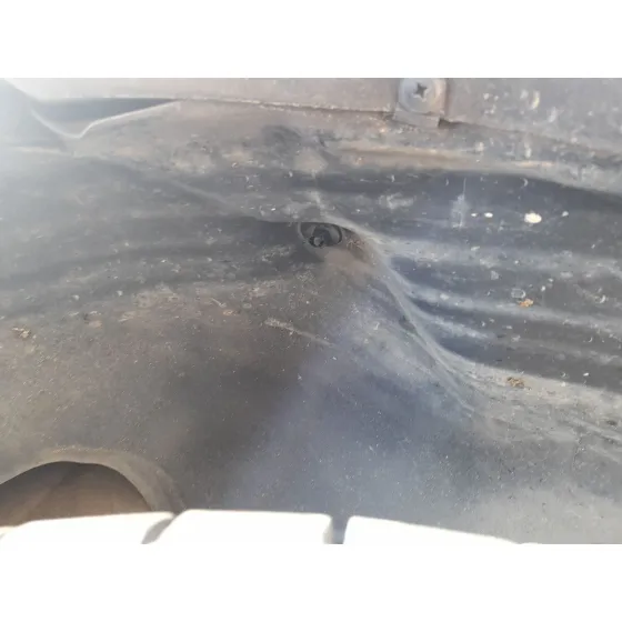 Plastico Pase Rueda Tras. Izq. para Kia Sportage Iii (Sl)