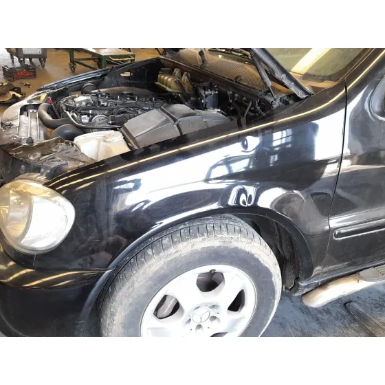 Aleta Delantera Izquierda para Mercedes-Benz Clase M (W163)