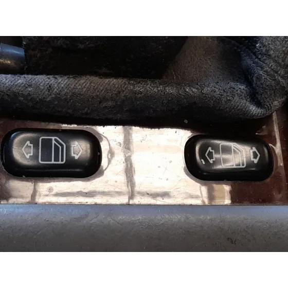 Mando Elevalunas Delantero Derecho para Mercedes-Benz Clase M (W163)