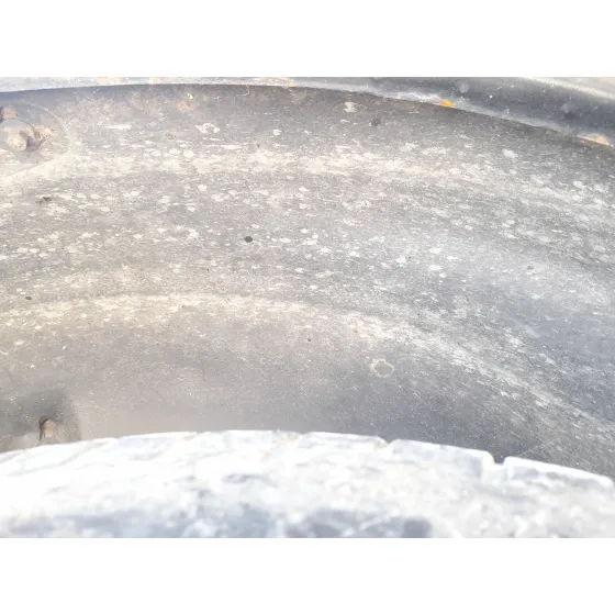 Plastico Pase Rueda Tras. Dch. para Mercedes-Benz Clase M (W163)