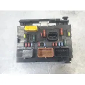 Caja Reles / Fusibles para Peugeot 307 Sw (3H)