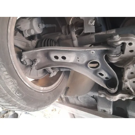 Brazo Suspension Inferior Delantero Derecho para Seat Leon (1P1)