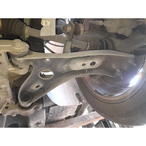 Brazo Suspension Inferior Delantero Izquierdo para Seat Leon (1P1)
