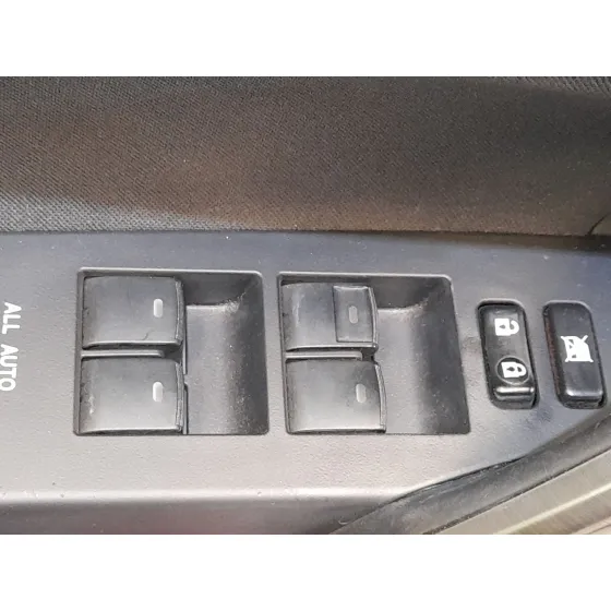 Mando Elevalunas Delantero Izquierdo para Toyota Auris (_E18_)
