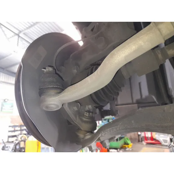 Mangueta Delantera Izquierda para Toyota Auris (_E18_)