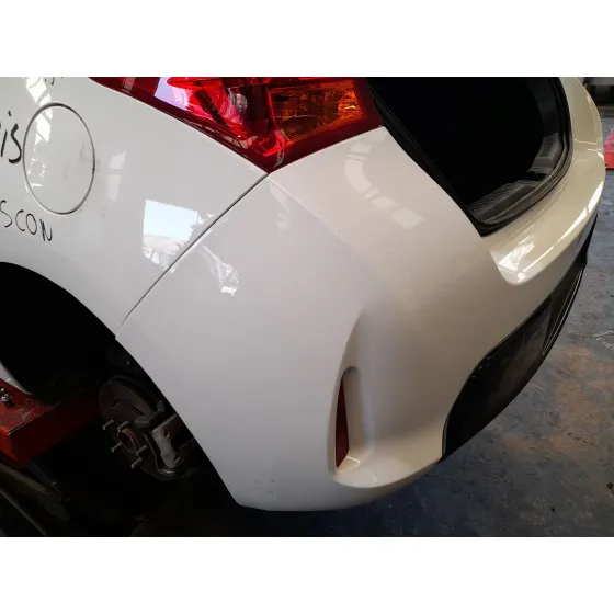 Paragolpes Trasero para Toyota Auris (_E18_)
