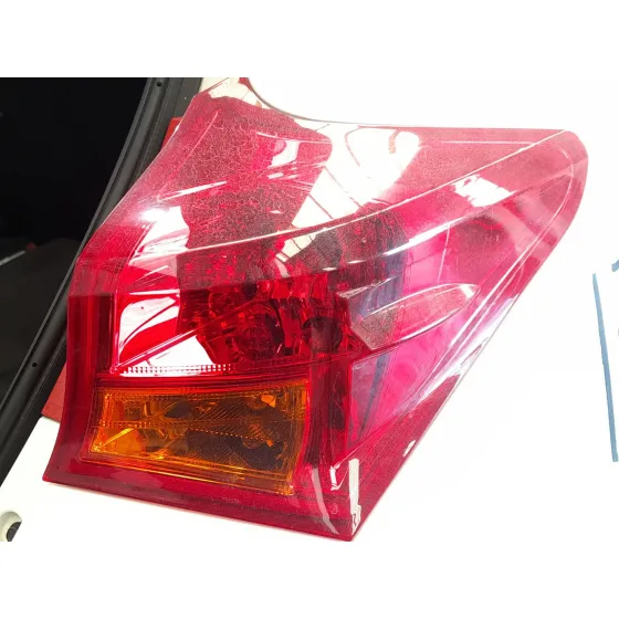 Piloto Trasero Derecho Exterior para Toyota Auris (_E18_)