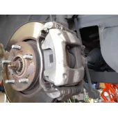 Pinza Freno Delantera Derecha para Toyota Auris (_E18_)
