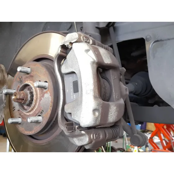 Pinza Freno Delantera Derecha para Toyota Auris (_E18_)