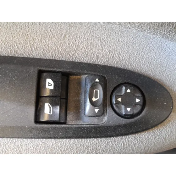 Mando Elevalunas Delantero Izquierdo para Citroën Ds3 (Sa_)