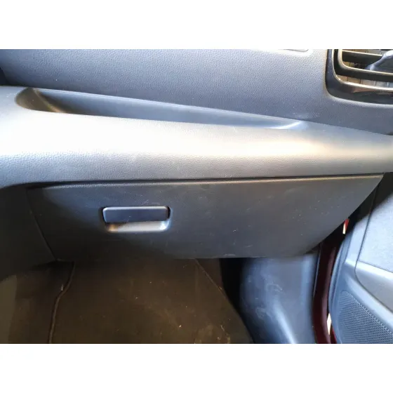 Guantera para Toyota Yaris (_P21_, _Pa1_, _Ph1_)