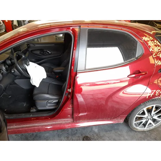 Puerta Trasera Izquierda para Toyota Yaris (_P21_, _Pa1_, _Ph1_)