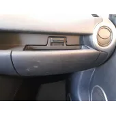 Guantera para Mazda 2 (De_, Dh_)
