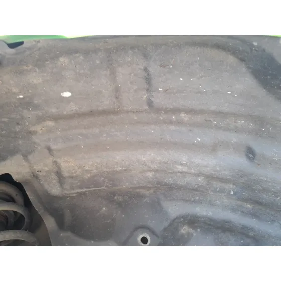 Plastico Pase Rueda Del. Izq. para Mazda 2 (De_, Dh_)