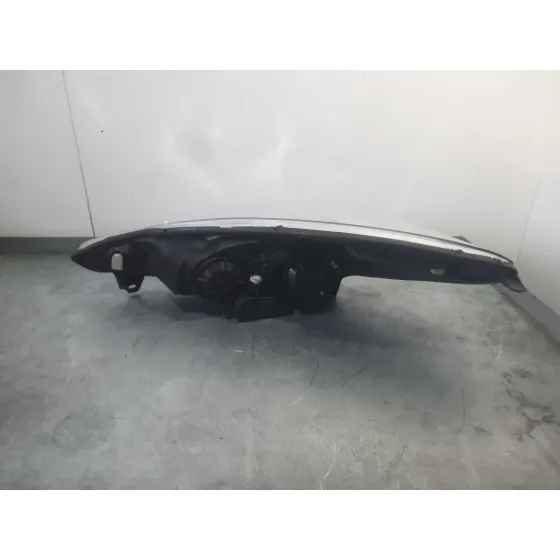 Faro Derecho para Peugeot 206 Hatchback (2A/C)