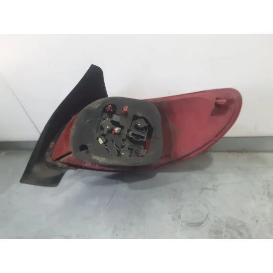 Piloto Trasero Izquierdo para Peugeot 206 Hatchback (2A/C)