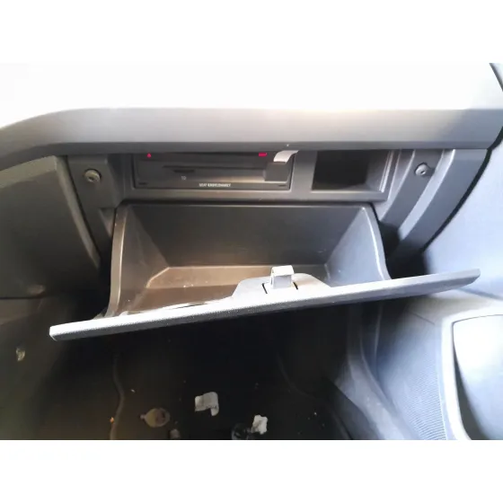 Guantera para Seat Ibiza V (Kj1, Kjg)