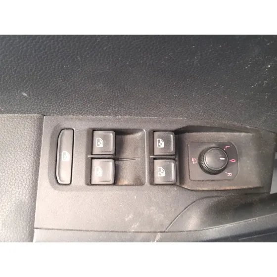 Mando Elevalunas Delantero Izquierdo para Seat Ibiza V (Kj1, Kjg)