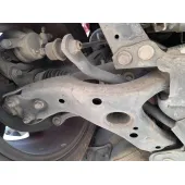 Brazo Suspension Inferior Delantero Derecho para Toyota Auris (-E18) 1.8 Hybrid (Zwee186)