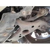 Brazo Suspension Inferior Delantero Izquierdo para Toyota Auris (-E18) 1.8 Hybrid (Zwee186)