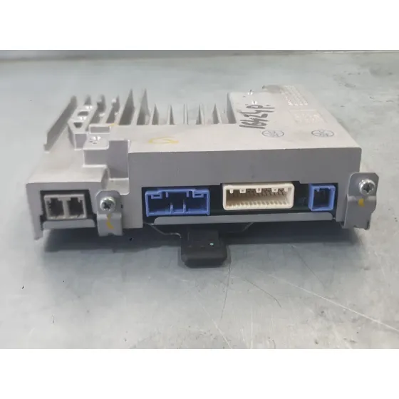 Sistema Audio / Radio para Mazda 2 Lim. ()