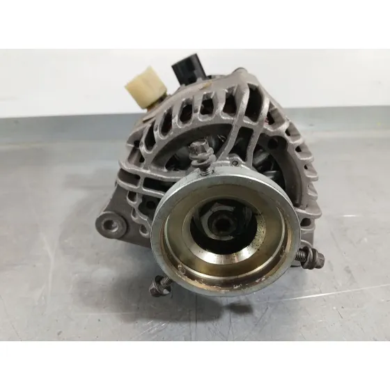 Alternador para Ford Focus C-Max (Dm2)