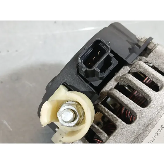 Alternador para Ford Focus C-Max (Dm2)