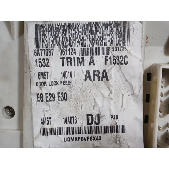 Caja Reles / Fusibles para Ford Focus C-Max (Dm2)