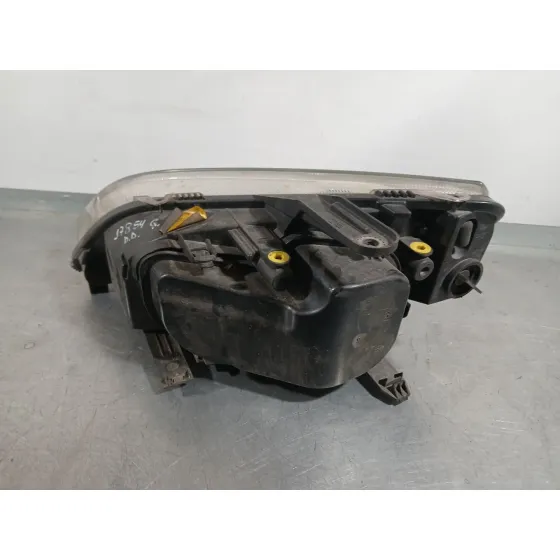 Faro Derecho para Ford Focus C-Max (Dm2)