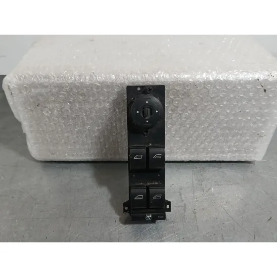 Mando Elevalunas Delantero Izquierdo para Ford Focus C-Max (Dm2)