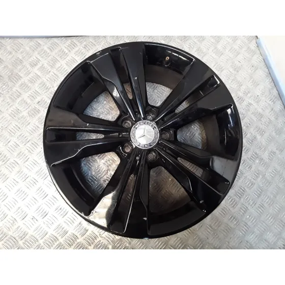 Llanta Aluminio para Mercedes-Benz Cla Coupe (C117)