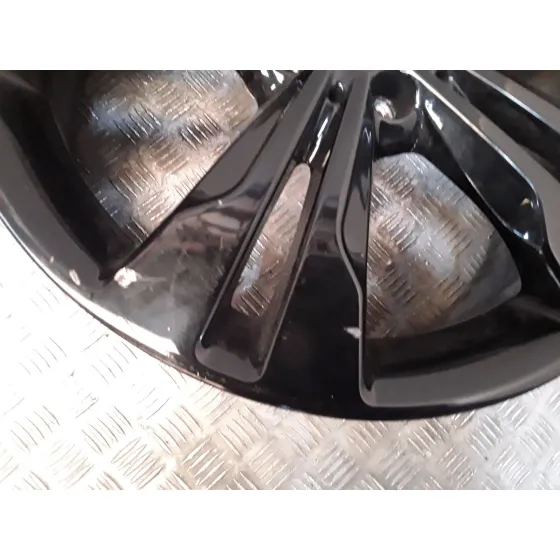 Llanta Aluminio para Mercedes-Benz Cla Coupe (C117)