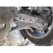 Brazo Suspension Inferior Delantero Izquierdo para Peugeot 308 Sw Iii (Fc_, Fj_, Fr_, F4_, Fn_)