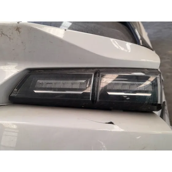 Piloto Trasero Derecho Interior para Peugeot 308 Sw Iii (Fc_, Fj_, Fr_, F4_, Fn_)
