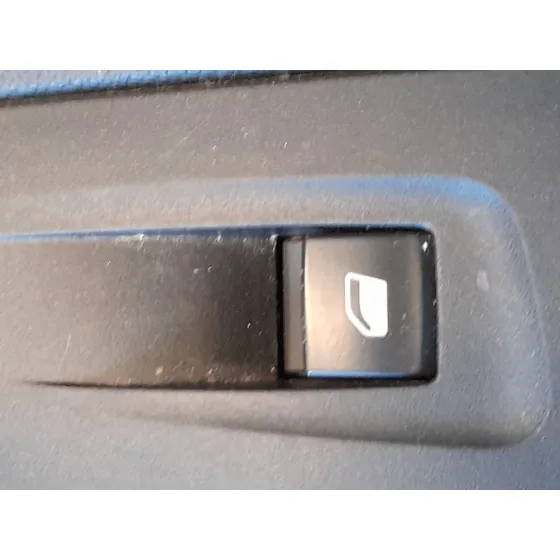 Mando Elevalunas Delantero Derecho para Opel Corsa F (P2Jo)