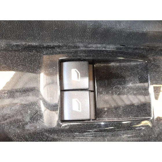 Mando Elevalunas Delantero Izquierdo para Citroën C3 Iii (Sx)