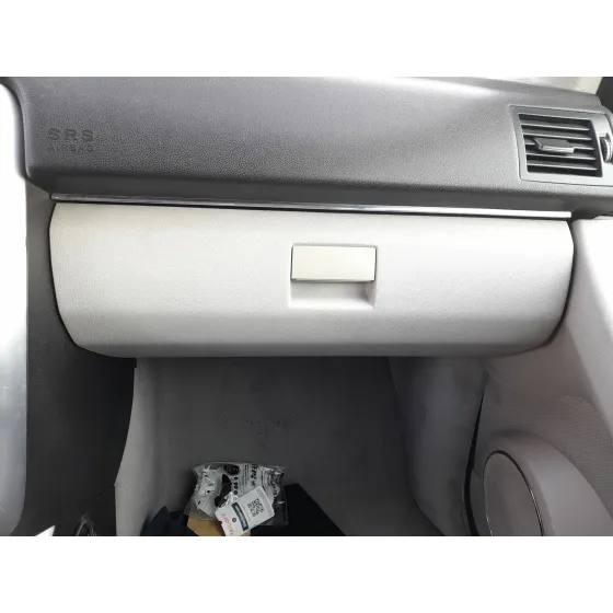 Guantera para Mercedes-Benz Clase B Sports Tourer (W245)