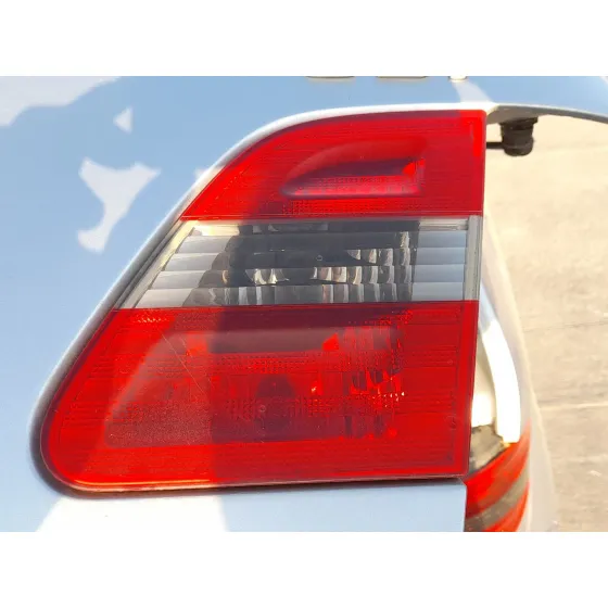 Piloto Trasero Derecho Interior para Mercedes-Benz Clase B Sports Tourer (W245)
