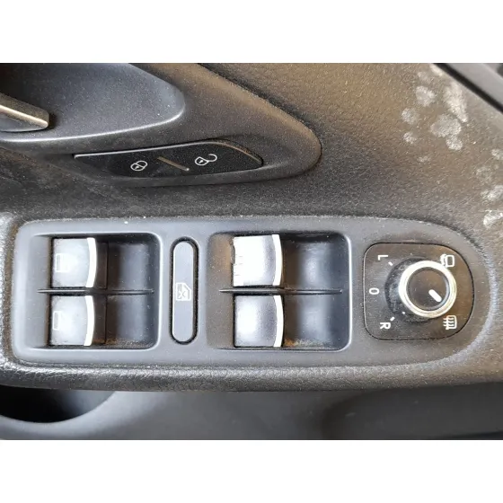 Mando Elevalunas Delantero Izquierdo para Volkswagen Golf Vi (5K1)