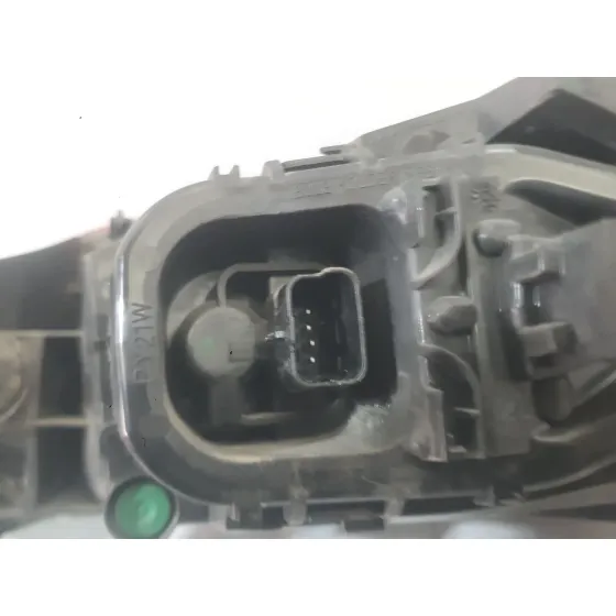 Piloto Trasero Izquierdo Exterior para Renault Clio Iv (Bh_)