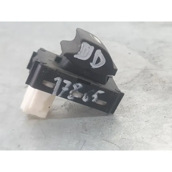 Mando Elevalunas Delantero Derecho para Peugeot 3008 Ii Suv (Mc_, Mr_, Mj_, M4_)