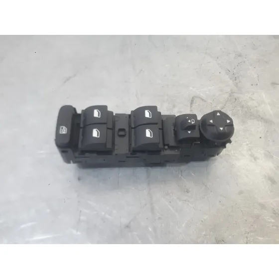 Mando Elevalunas Delantero Izquierdo para Peugeot 3008 Ii Suv (Mc_, Mr_, Mj_, M4_)