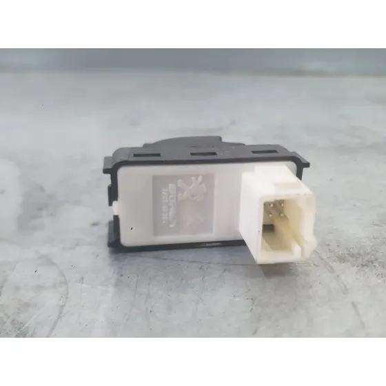 Mando Elevalunas Trasero Derecho para Peugeot 3008 Ii Suv (Mc_, Mr_, Mj_, M4_)