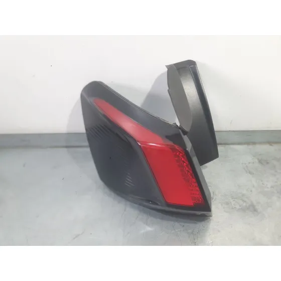 Piloto Trasero Izquierdo Exterior para Peugeot 3008 Ii Suv (Mc_, Mr_, Mj_, M4_)