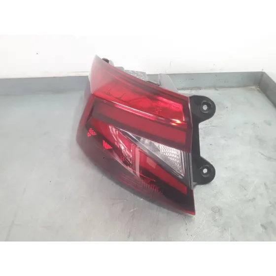 Piloto Trasero Izquierdo Exterior para Skoda Fabia Iv (Pj3)